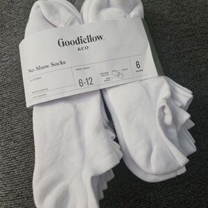 Goodfellow & Co Classic White No-Show Socks